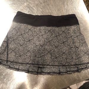 Lululemon floral skirt
